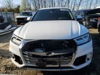 2020 Audi Q5 Premium Plus with VIN WA1BNAFYXL2032650, listed as a Copart auction lot 50775665 with 44,100 mi miles and Salvage title. Bid and sale history available at DreamBid. Image 5.