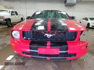 2008 Ford Mustang Deluxe с VIN 1ZVHT80N185119000, выставлен на аукционе Copart как лот 88174965 с пробегом 148 104 миль миль и Чистый • Clean title. История ставок и продаж доступна на DreamBid. Изображение 5.