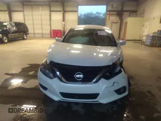 2018 Nissan Altima SR with VIN 1N4AL3AP9JC294402, listed as a IAAI auction lot 41181658 with 46,289 mi miles and . Bid and sale history available at carsss.com. Image 12.