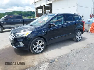 2019 Ford Escape Titanium с VIN 1FMCU9J95KUA09190, выставлен на аукционе IAAI как лот 42539445 с пробегом 61 027 миль миль и . История ставок и продаж доступна на DreamBid. Изображение 17.