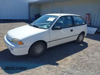 1992 Geo Metro z VIN 2C1MR2460N6771460, wystawiony jako IAAI lot #41862209 z przebiegiem 62 627 mil mil oraz . Historia ofert i sprzedaży dostępna na DreamBid. Obrazek 2.