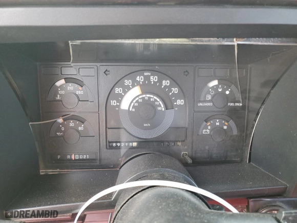 1988 GMC Sierra 2500 with VIN 2GTFK29K4J1587569, listed as a Copart auction lot 84950124 with 189,218 mi miles and Clean Title. Bid and sale history available at carsss.com. Image 9.