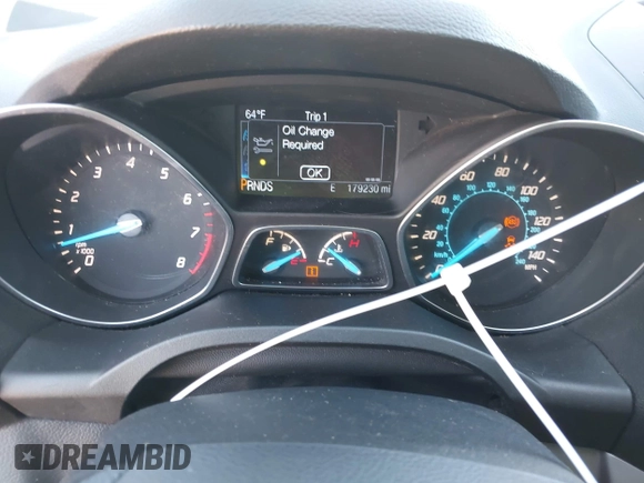 2016 Ford Escape SE z VIN 1FMCU0G79GUB36498, wystawiony jako IAAI lot #42216144 z przebiegiem 179 230 mil mil oraz . Historia ofert i sprzedaży dostępna na DreamBid. Obrazek 7.
