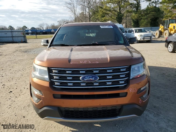 2017 Ford Explorer XLT with VIN 1FM5K7D8XHGA46457, listed as a Copart auction lot 48047445 with 121,625 mi miles and Salvage Title. Bid and sale history available at carsss.com. Image 5.