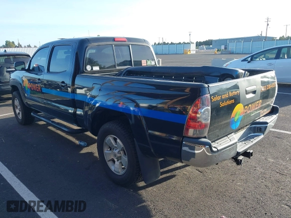 2005 Toyota Tacoma PreRunner with VIN 5TEKU72NX5Z024621, listed as a IAAI auction lot 40382089 with 180,080 mi miles. Bid and sale history available at carsss.com. Image 3.