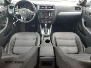 2012 Volkswagen Jetta SEL with VIN 3VWLX7AJXCM361484, listed as a Copart auction lot 53260985 with 155,585 mi miles and Salvage title. Bid and sale history available at DreamBid. Image 8.