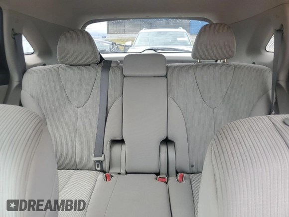2010 Toyota Venza z VIN 4T3ZA3BB2AU021403, wystawiony jako Copart lot #58087145 z przebiegiem 135 969 mil mil oraz Czysty tytuł • Clean title. Historia ofert i sprzedaży dostępna na DreamBid. Obrazek 10.