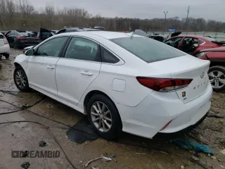 2018 Hyundai Sonata SE with VIN 5NPE24AF2JH716719, listed as a Copart auction lot 86169994 with 136,418 mi miles and Non Repairable. Bid and sale history available at carsss.com. Image 2.