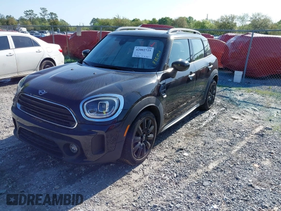 2022 MINI Countryman Oxford Edition with VIN WMZ23BR03N3N35831, listed as a IAAI auction lot 42002725 with 37,680 mi miles and . Bid and sale history available at DreamBid. Image 2.
