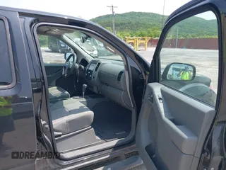 2019 Nissan Frontier SV z VIN 1N6AD0EV5KN763485, wystawiony jako IAAI lot #42393397 z przebiegiem 29 831 mil mil oraz . Historia ofert i sprzedaży dostępna na DreamBid. Obrazek 5.