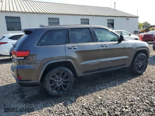 2018 Jeep Grand Cherokee Laredo E with VIN 1C4RJFAG5JC148230, listed as a Copart auction lot 70460154 with 0 mi miles and Salvage Title. Bid and sale history available at carsss.com. Image 3.