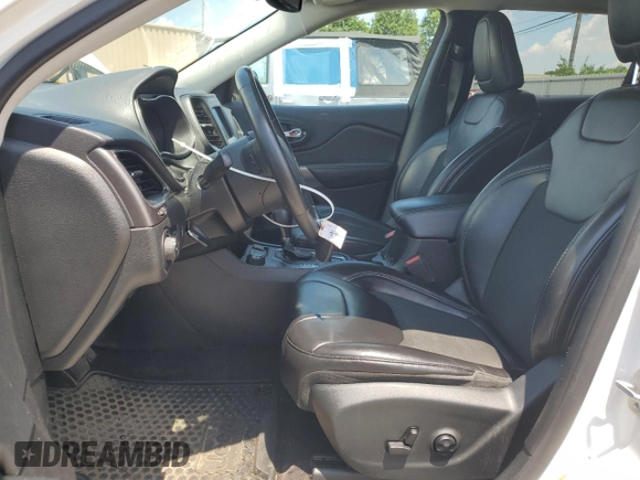 2019 Jeep Cherokee Latitude Plus with VIN 1C4PJMLX3KD251974, listed as a Copart auction lot 63378625 with 59,144 mi miles and Salvage title. Bid and sale history available at DreamBid. Image 7.