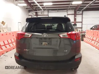 2015 Toyota RAV4 LE с VIN JTMZFREV1FD070512, выставлен на аукционе IAAI как лот 41955762 с пробегом 129 329 миль миль и . История ставок и продаж доступна на DreamBid. Изображение 16.