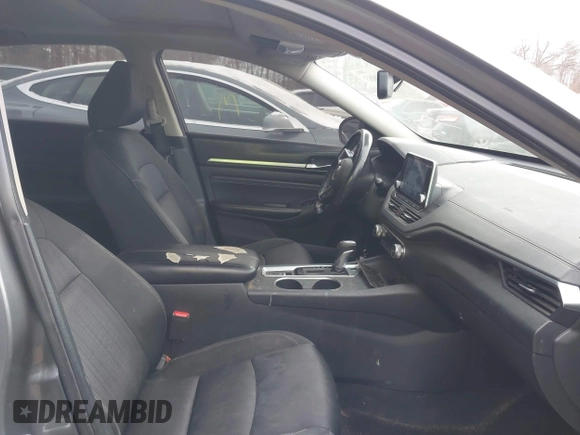 2019 Nissan Altima SV z VIN 1N4BL4DV6KC119773, wystawiony jako IAAI lot #41212083 z przebiegiem 110 671 mil mil oraz . Historia ofert i sprzedaży dostępna na DreamBid. Obrazek 5.