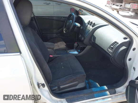 2010 Nissan Altima S with VIN 1N4AL2AP7AN450998, listed as a IAAI auction lot 42040376 with 236,460 mi miles and . Bid and sale history available at DreamBid. Image 5.
