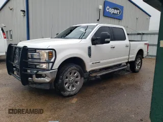 2018 Ford F-250 XL z VIN 1FT7W2BT0JEB71500, wystawiony jako Copart lot #55602785 z przebiegiem 213 857 mil mil oraz Czysty tytuł • Clean title. Historia ofert i sprzedaży dostępna na DreamBid. Obrazek 1.