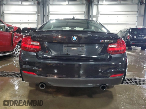 2016 BMW 2 Series M235i xDrive with VIN WBA1J9C5XGV695823, listed as a Copart auction lot 81548364 with 83,149 mi miles and Salvage Title. Bid and sale history available at carsss.com. Image 6.