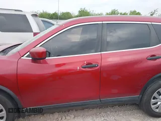 2016 Nissan Rogue SV with VIN KNMAT2MT7GP631857, listed as a IAAI auction lot 41933428 with 172,055 mi miles. Bid and sale history available at carsss.com. Image 14.