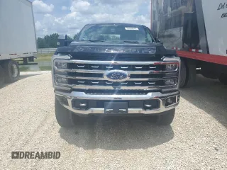 2024 Ford F-350 XL with VIN 1FT8W3BT4REC12989, listed as a Copart auction lot 55408845 with 30,982 mi miles and Salvage title. Bid and sale history available at DreamBid. Image 5.