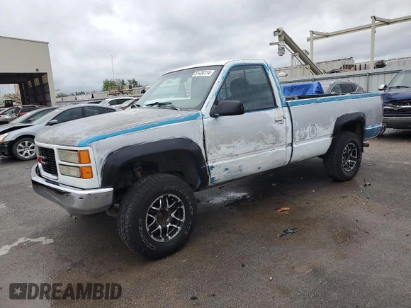 1989 GMC Sierra 2500 z VIN 1GTGK24K8KE532683, wystawiony jako Copart lot #51434114 z przebiegiem 79 134 mil mil oraz Szkody całkowita. Historia ofert i sprzedaży dostępna na DreamBid. Obrazek 1.
