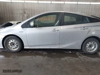 2022 Toyota Prius LE with VIN JTDL9MFU3N3031687, listed as a IAAI auction lot 41560894 with 140,811 mi miles. Bid and sale history available at carsss.com. Image 15.