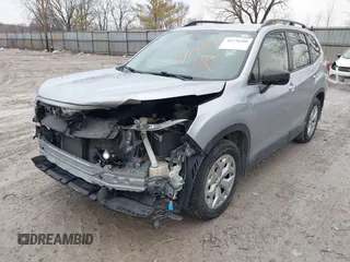 2019 Subaru Forester with VIN JF2SKACC9KH439492, listed as a IAAI auction lot 41570280 with 186,563 mi miles. Bid and sale history available at carsss.com. Image 6.