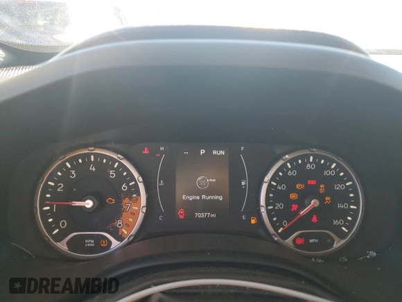 2018 Jeep Renegade Altitude with VIN ZACCJBBB5JPG75357, listed as a Copart auction lot 80260204 with 70,377 mi miles and Salvage title. Bid and sale history available at DreamBid. Image 9.