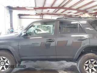 2024 Toyota 4Runner TRD Off Road with VIN JTERU5JRXR6253290, listed as a IAAI auction lot 42401529 with 17,136 mi miles and . Bid and sale history available at DreamBid. Image 14.