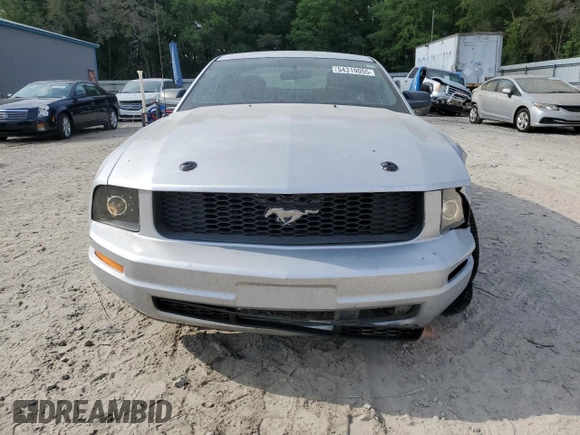 2007 Ford Mustang Deluxe with VIN 1ZVFT80N775254939, listed as a Copart auction lot 54319055 with Not Provided miles and Salvage Title. Bid and sale history available at carsss.com. Image 5.