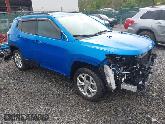 2024 Jeep Compass Latitude with VIN 3C4NJDBN9RT132368, listed as a IAAI auction lot 42149252 with 22,562 mi miles and . Bid and sale history available at DreamBid. Image 1.