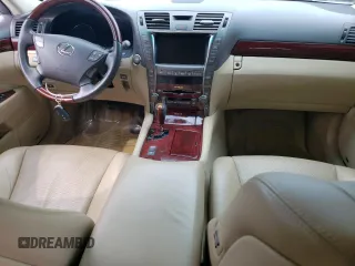 2007 Lexus LS 460 z VIN JTHBL46F175034690, wystawiony jako Copart lot #58154305 z przebiegiem 143 517 mil mil oraz Szkoda całkowita • Salvage title. Historia ofert i sprzedaży dostępna na DreamBid. Obrazek 8.