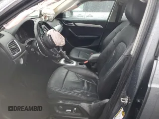 2017 Audi Q3 Premium Plus z VIN WA1JCCFS2HR002422, wystawiony jako Copart lot #50348465 z przebiegiem 110 204 mil mil oraz Szkody całkowita. Historia ofert i sprzedaży dostępna na DreamBid. Obrazek 7.