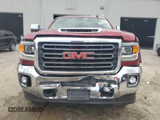 2018 GMC Sierra 2500HD SLT z VIN 1GT12TEY9JF195755, wystawiony jako Copart lot #56928195 z przebiegiem 175 497 mil mil oraz Szkoda całkowita • Salvage title. Historia ofert i sprzedaży dostępna na DreamBid. Obrazek 5.