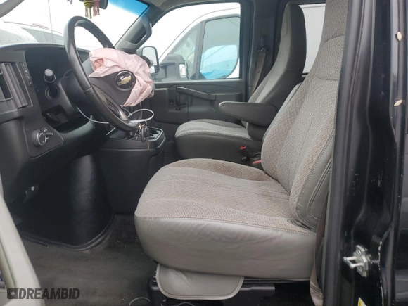 2018 Chevrolet Express Passenger LT with VIN 1GAZGPFG1J1185793, listed as a Copart auction lot 70657294 with 184,879 mi miles and Salvage Title. Bid and sale history available at carsss.com. Image 7.