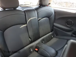 2017 MINI Hardtop Cooper S z VIN WMWXP7C57H3B93817, wystawiony jako Copart lot #59488135 z przebiegiem 68 596 mil mil oraz Szkoda całkowita • Salvage title. Historia ofert i sprzedaży dostępna na DreamBid. Obrazek 10.