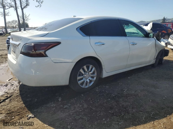 2015 Nissan Altima 2.5 with VIN 1N4AL3AP1FC423529, listed as a Copart auction lot 48433545 with 179,703 mi miles and Salvage Title. Bid and sale history available at carsss.com. Image 3.