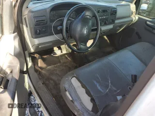 2005 Ford Super Duty F-250 XL with VIN 1FTSX21P15EA11319, listed as a Copart auction lot 52935985 with 0 mi miles and Salvage Title. Bid and sale history available at carsss.com. Image 8.