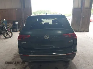 2018 Volkswagen Tiguan SEL with VIN 3VV2B7AX3JM133326, listed as a IAAI auction lot 42459190 with 94,665 mi miles and . Bid and sale history available at DreamBid. Image 16.