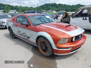 2005 Ford Mustang GT Deluxe with VIN 1ZVHT82H455106910, listed as a IAAI auction lot 42453334 with 209,612 mi miles and . Bid and sale history available at DreamBid. Image 1.