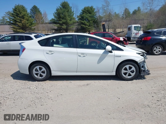 2015 Toyota Prius Four with VIN JTDKN3DU5F1907662, listed as a IAAI auction lot 42048565 with 84,458 mi miles. Bid and sale history available at carsss.com. Image 13.