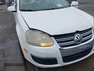 2007 Volkswagen Jetta Wolfsburg Edition with VIN 3VWEF71K37M190720, listed as a IAAI auction lot 42435092 with Not provided miles and . Bid and sale history available at DreamBid. Image 6.