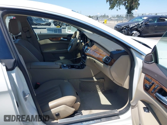 2012 Mercedes-Benz CLS 550 with VIN WDDLJ7DB0CA048424, listed as a IAAI auction lot 42587502 with 152,671 mi miles and . Bid and sale history available at DreamBid. Image 5.