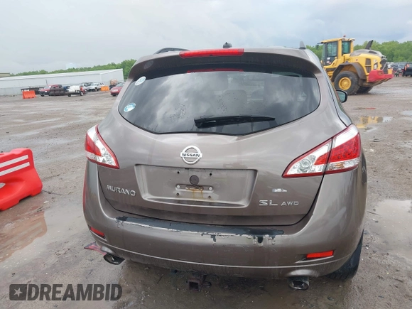 2011 Nissan Murano LE z VIN JN8AZ1MW3BW182568, wystawiony jako IAAI lot #42230428 z przebiegiem 115 348 mil mil oraz . Historia ofert i sprzedaży dostępna na DreamBid. Obrazek 16.