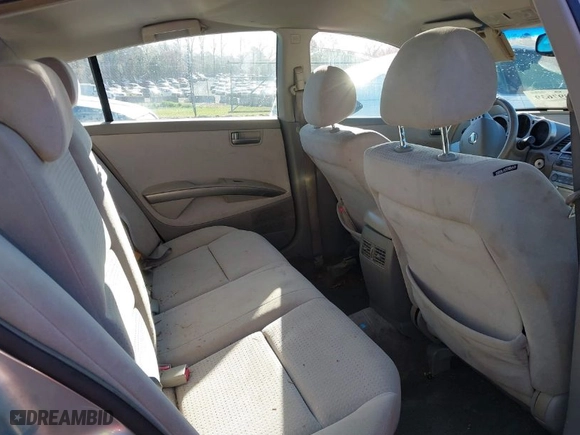 2004 Nissan Maxima SE with VIN 1N4BA41E34C837553, listed as a IAAI auction lot 41897639 with 1 mi miles. Bid and sale history available at carsss.com. Image 8.