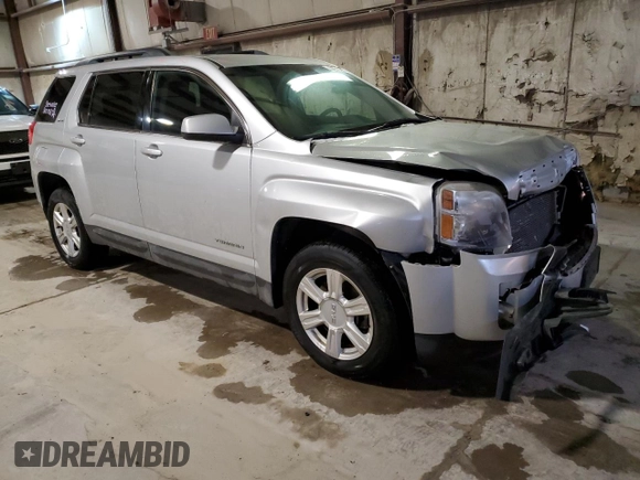 2015 GMC Terrain SLE z VIN 2GKFLWE36F6282544, wystawiony jako Copart lot #44976365 z przebiegiem 171 555 mil mil oraz Szkoda całkowita • Salvage title. Historia ofert i sprzedaży dostępna na DreamBid. Obrazek 4.