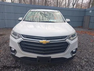 2019 Chevrolet Traverse LT Cloth with VIN 1GNEVGKW6KJ127390, listed as a IAAI auction lot 41971142 with 44,335 mi miles. Bid and sale history available at carsss.com. Image 12.