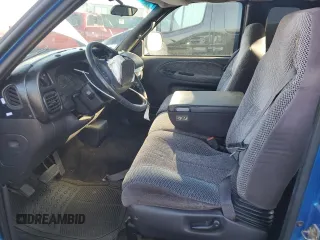 2000 Dodge 1500 z VIN 3B7HC13Y5YM225220, wystawiony jako Copart lot #56602475 z przebiegiem 178 267 mil mil oraz Szkoda całkowita • Salvage title. Historia ofert i sprzedaży dostępna na DreamBid. Obrazek 7.