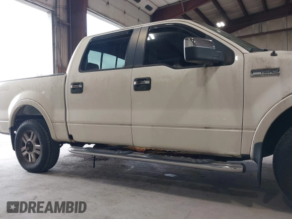 2008 Ford F-150 XLT with VIN 1FTPW14518FA97386, listed as a IAAI auction lot 42644173 with 111,346 mi miles and . Bid and sale history available at DreamBid. Image 17.