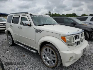 2007 Dodge Nitro R/T z VIN 1D8GT58657W723623, wystawiony jako Copart lot #58917835 z przebiegiem 131 362 mil mil oraz Szkoda całkowita • Salvage title. Historia ofert i sprzedaży dostępna na DreamBid. Obrazek 4.