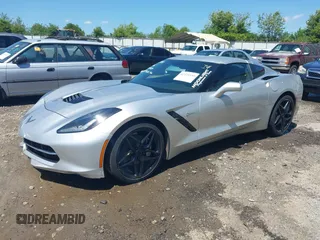 2018 Chevrolet Corvette 1LT z VIN 1G1YB2D73J5102194, wystawiony jako IAAI lot #42321149 z przebiegiem 103 086 mil mil oraz . Historia ofert i sprzedaży dostępna na DreamBid. Obrazek 19.